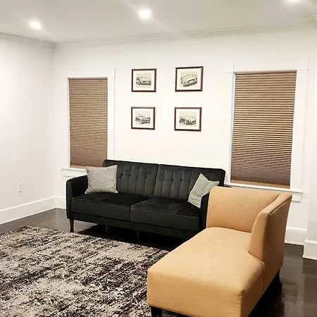 Comfort And Location!